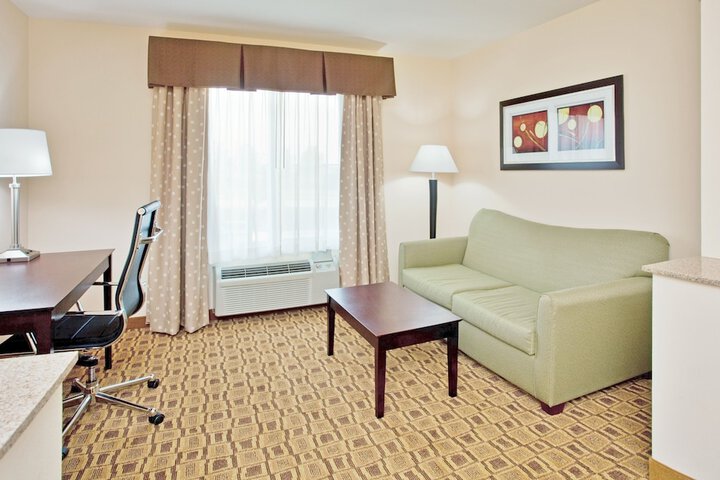 Room 3 of 56