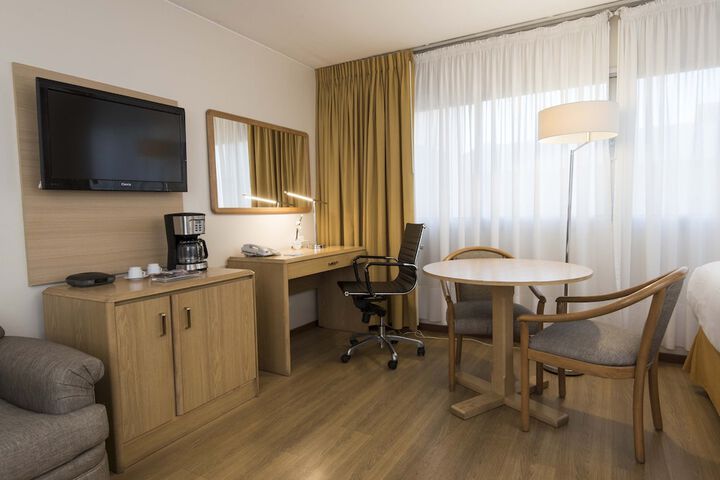 Room 38 of 125