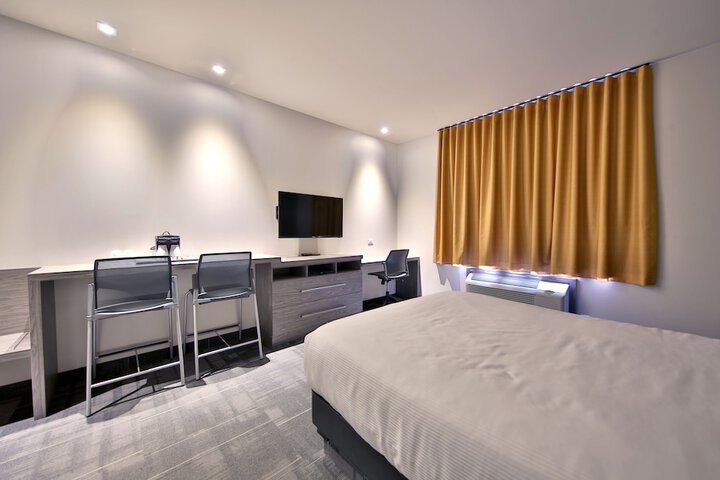Room 12 of 29