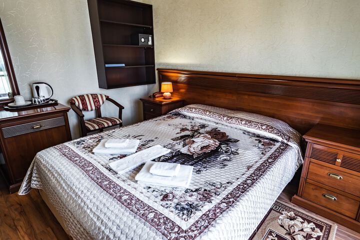 Room 26 of 89