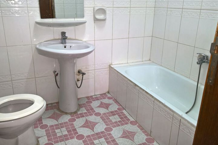 Room 45 of 67