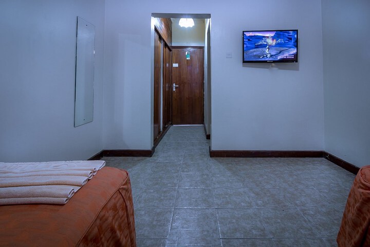 Room 15 of 23