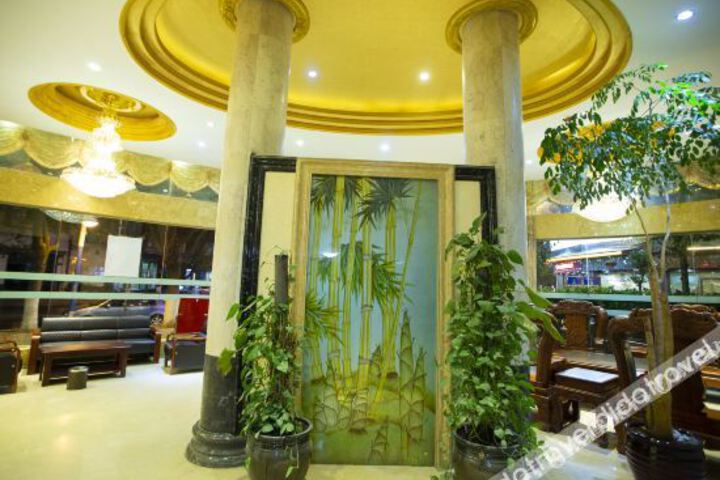 Hotel Interior 14 of 19