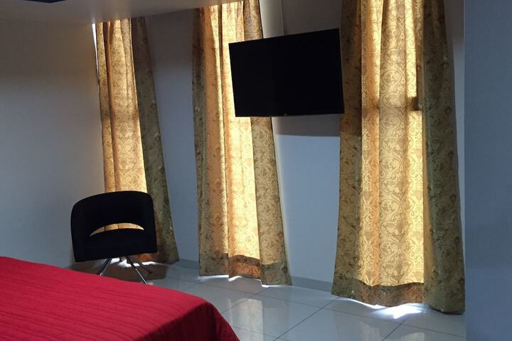 Room 3 of 51