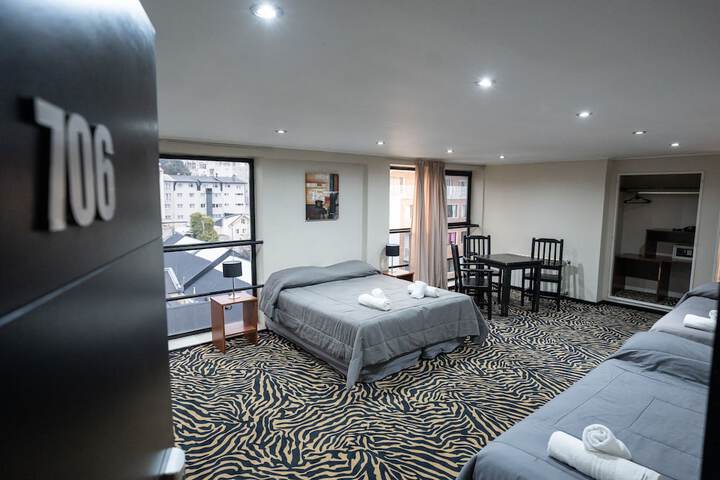 Room 32 of 63