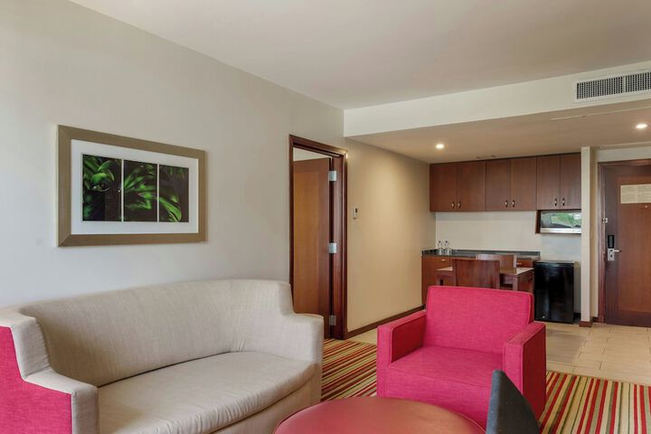 Room 27 of 145
