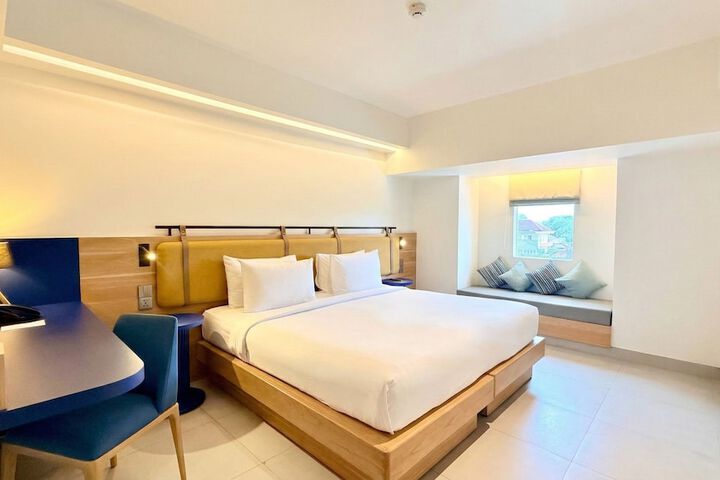 Room 36 of 92