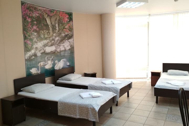 Room 21 of 37