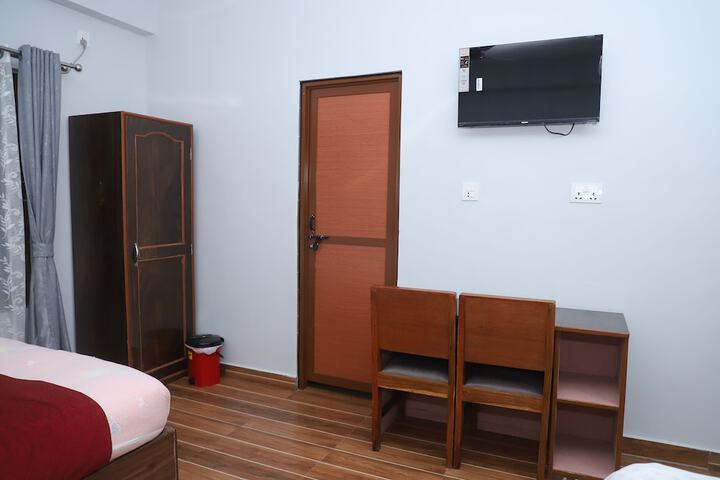 Room 14 of 35