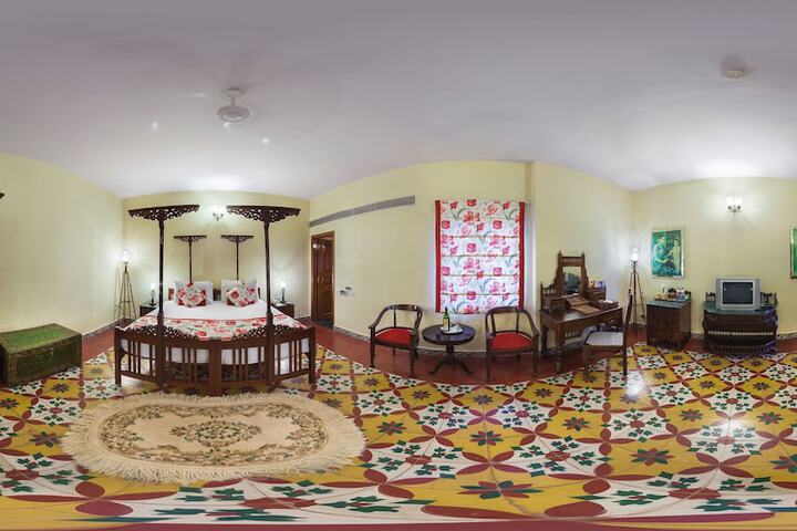 Hotel 2 of 91
