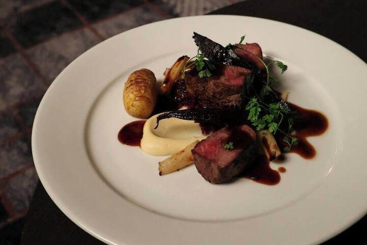 Dining 81 of 118