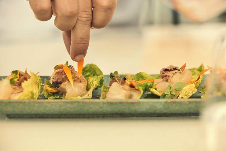 Dining 82 of 136