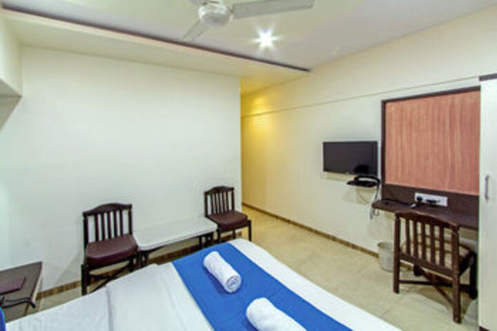 Room 14 of 18
