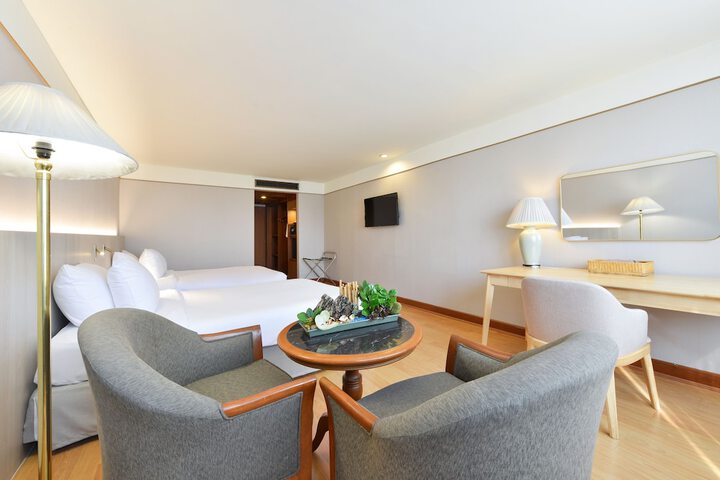 Room 25 of 125