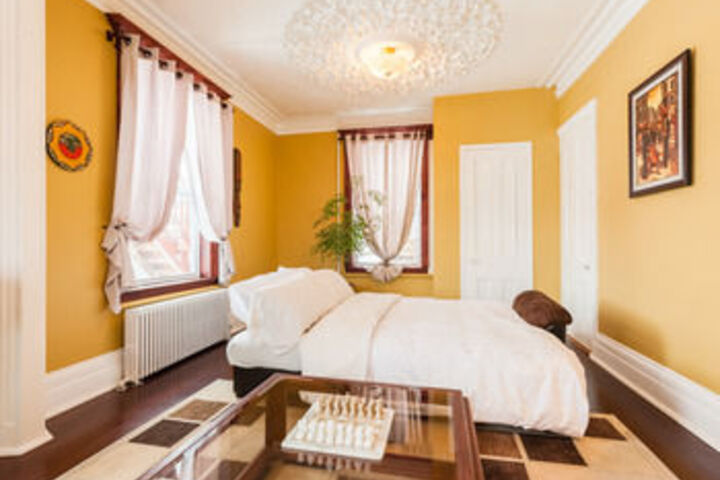 Room 15 of 46