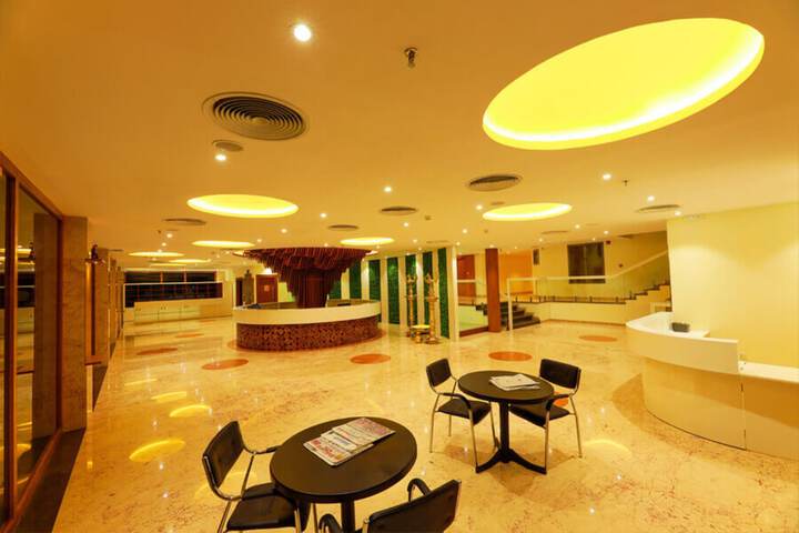 Hotel Interior 4 of 61
