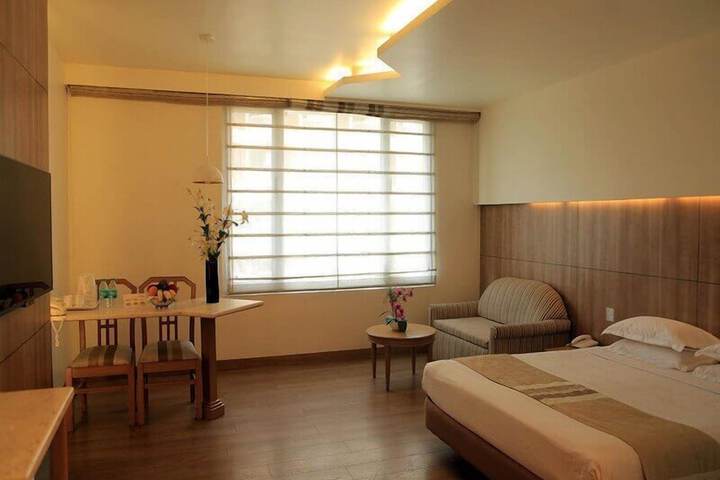 Room 7 of 34