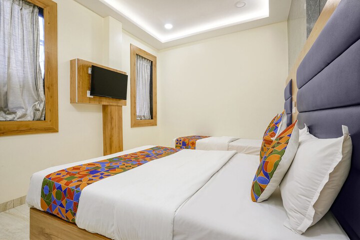 Room 30 of 41