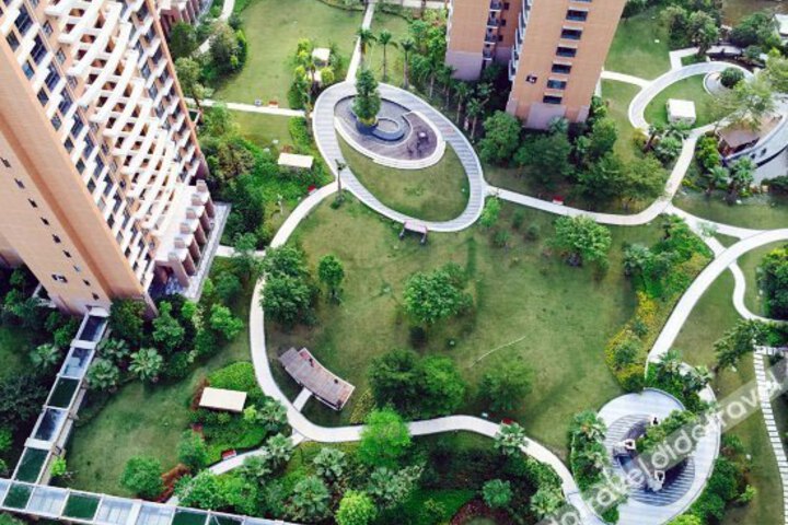 Yahui Luotaier Theme Apartment Hotel