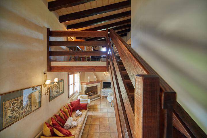 Room 25 of 140