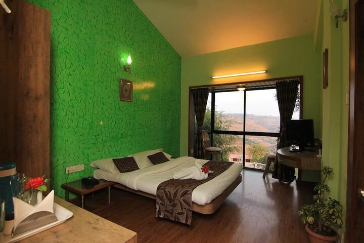 Room 40 of 86