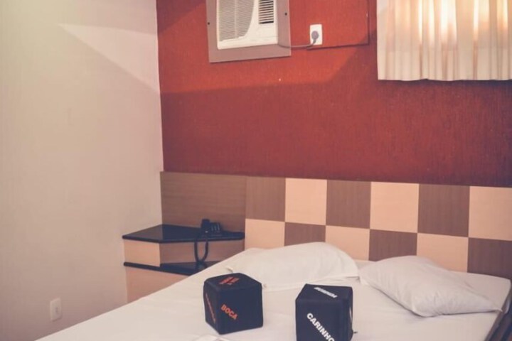 Room 16 of 62