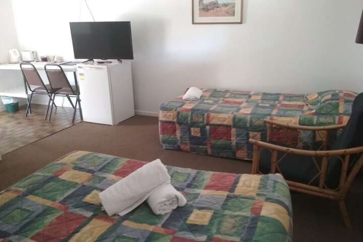 Room 10 of 19