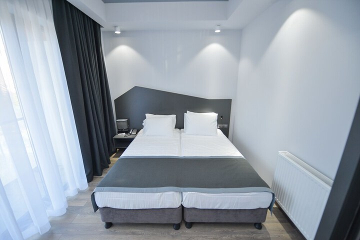 Room 29 of 67