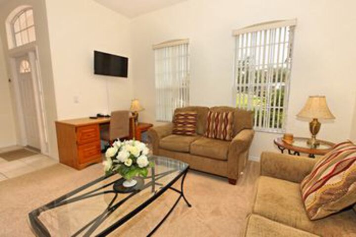 Room 18 of 25