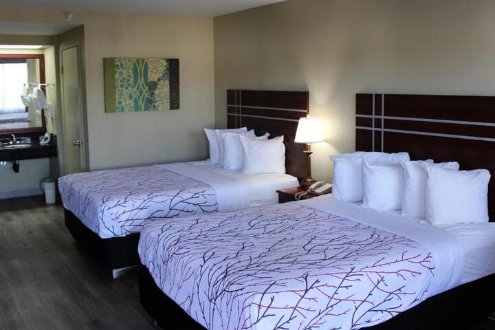 Comfort 2 Queen Beds (4 of 7)