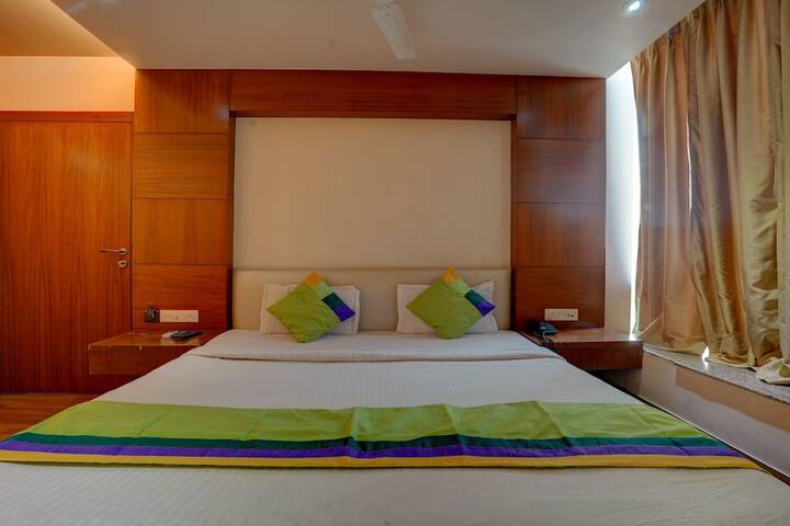 Room 15 of 30