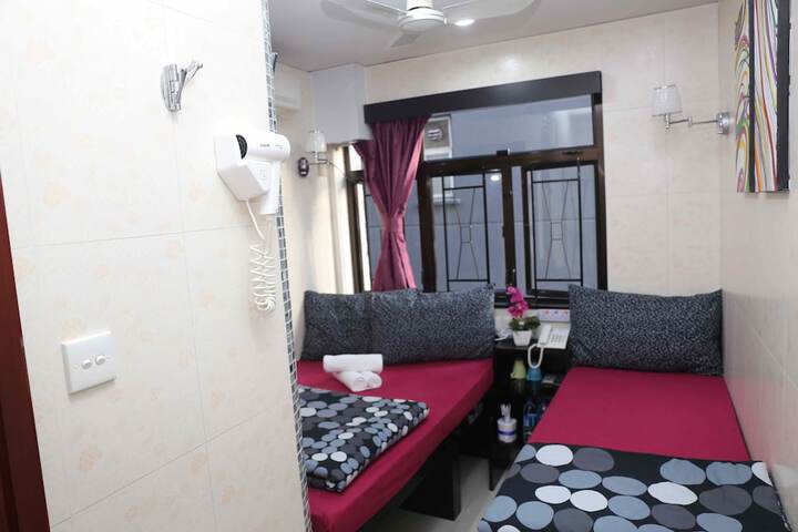 Room 7 of 31