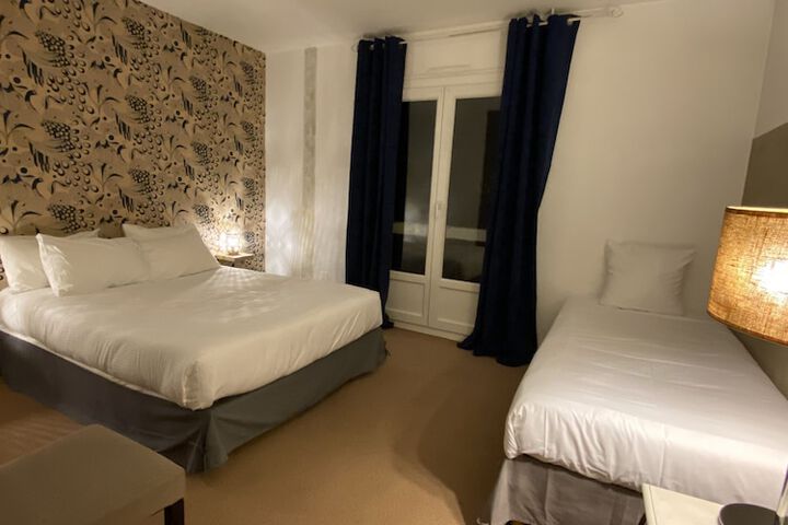 Room 17 of 73