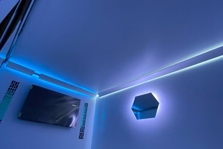 Room 10 of 26