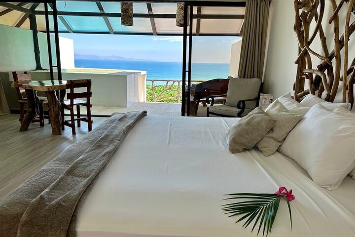 Room 16 of 60
