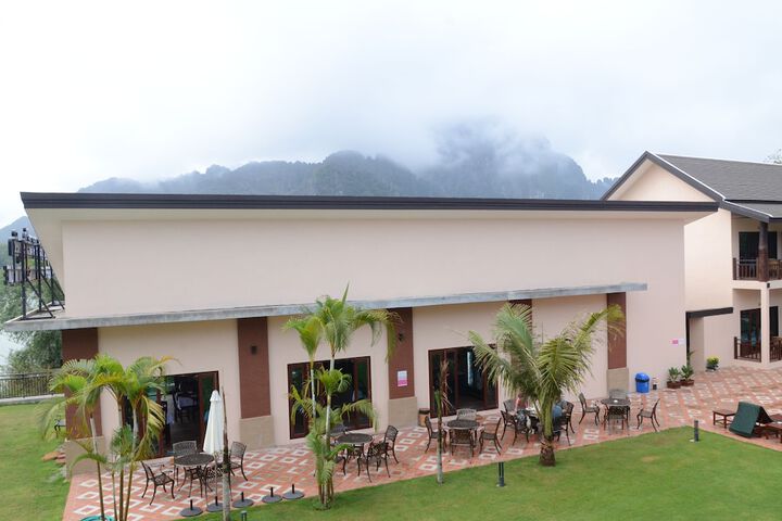 Hotel 90 of 91