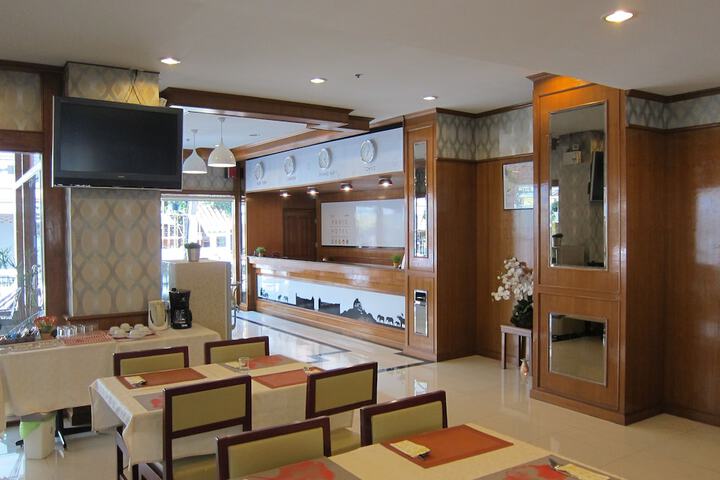 Hotel Interior 6 of 73