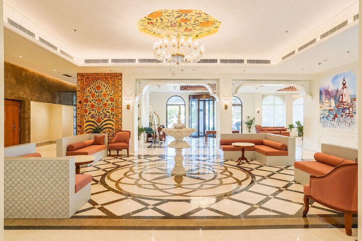 Hotel Interior 14 of 170