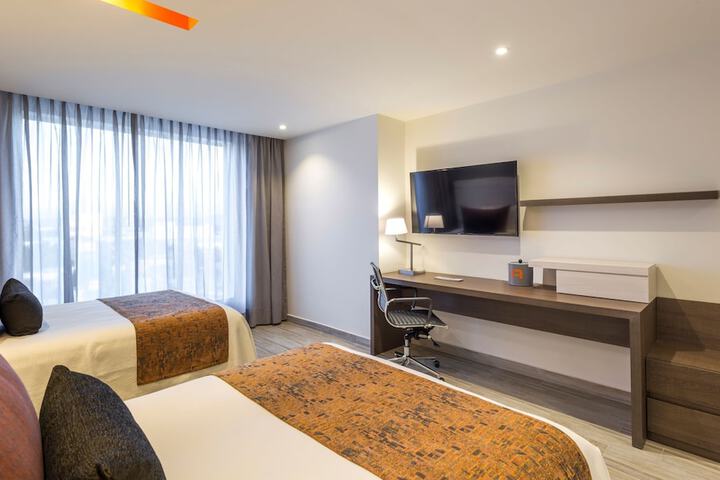 Room 7 of 65