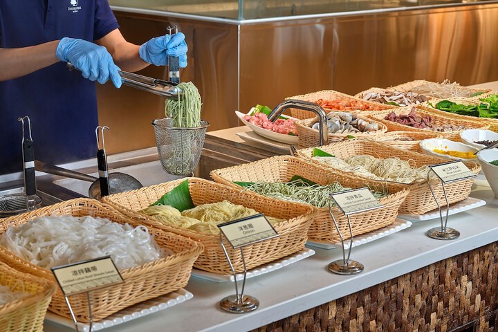 Breakfast buffet