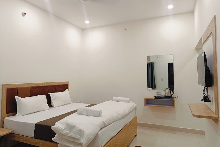 Room 11 of 31