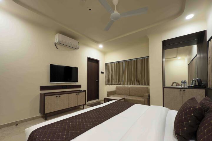 Room 18 of 31