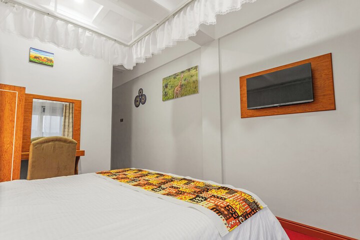 Room 14 of 36