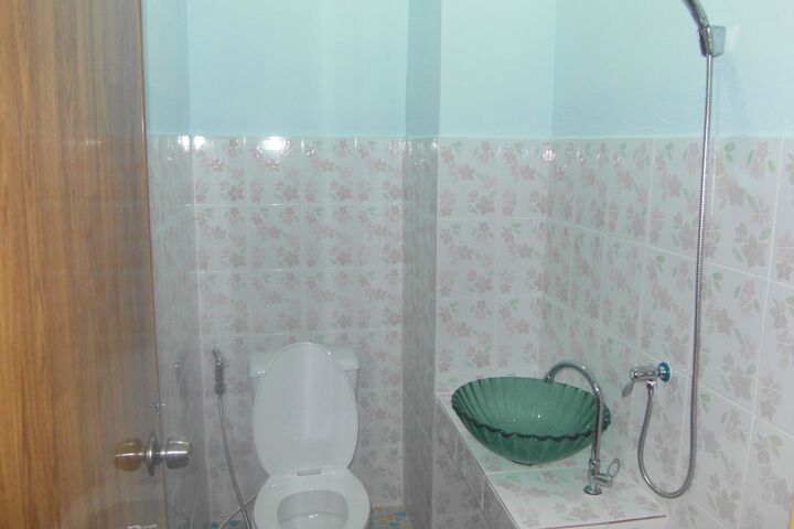 Room 47 of 79