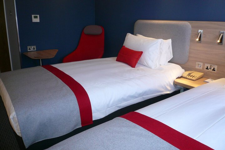 Room 11 of 55