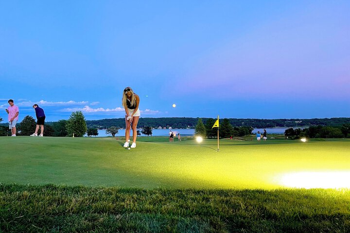 Mini-golf