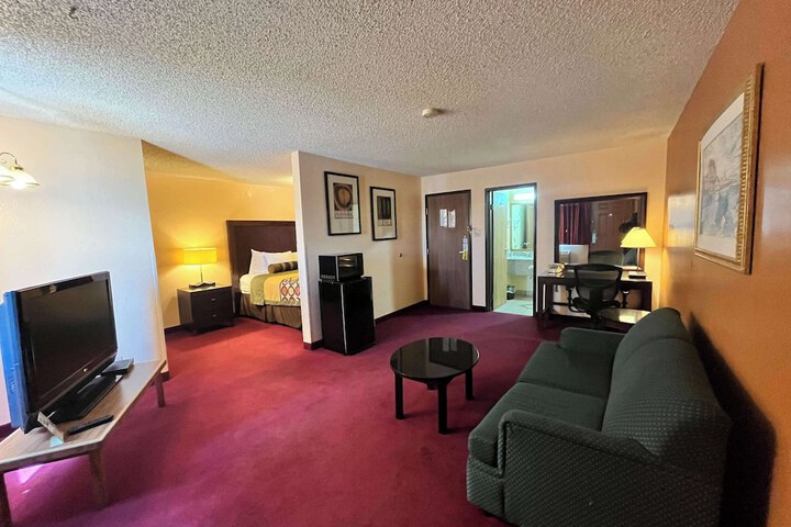 Room 20 of 34