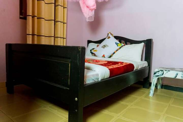 Room 18 of 53