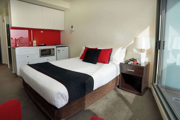 Room 15 of 44