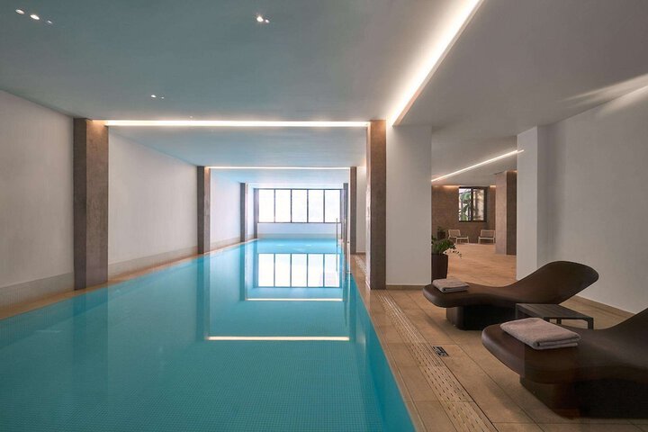 Pool 50 of 110